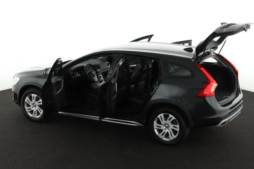 VOLVO V60 CROSS COUNTRY PLUS 2.0D3 + GPS + PDC + CRUISE + ALU 17