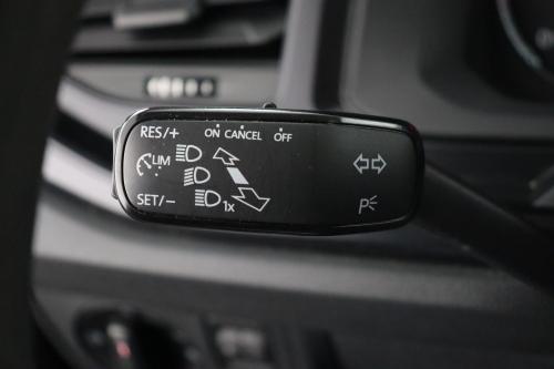 VOLKSWAGEN Polo TRENDLINE 1.6 TDI + GPS + CARPLAY + CRUISE