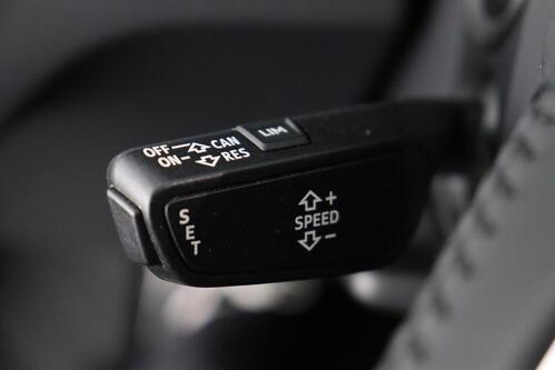 AUDI Q5 2.0 TDI + GPS + LEDER + PDC + CRUISE + ALU 17 + XENON