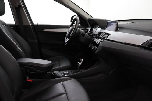 BMW X1 BUSINESS EDITION SDRIVE DA + GPS + LEDER + PDC + CRUISE + ALU 17