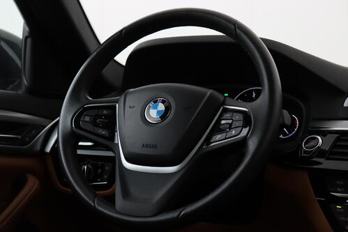 BMW 520 TOURING BUS.EDITION DA + GPS + LEDER + PDC + CRUISE + PANO DAK + ALU 17