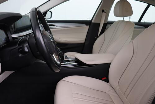 BMW 530 e iPERFORMANCE iA HYBRID + GPS + LEDER + CARPLAY + PDC + CRUISE + ALU 17