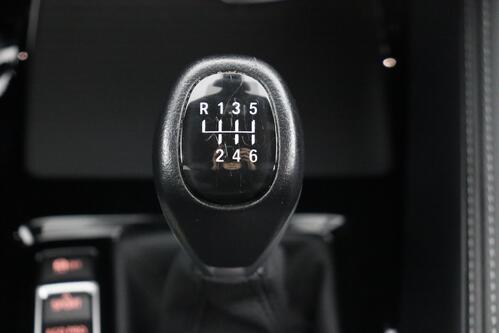 BMW X2 18i sDRIVE + GPS + LEDER + PDC + CRUISE + ALU 18