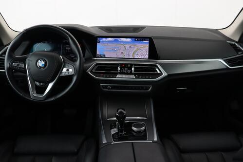 BMW X5 25d XDRIVE DA + GPS + CARPLAY + LEDER + CAMERA + PDC + CRUISE + ALU 19